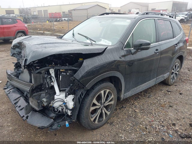 2023 SUBARU FORESTER JF2SKAPC6PH546226 Photo 1