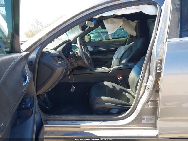 44541359 :رقم المزاد ، 1G6DK5RK6N0125530 vin ، 2022 Cadillac Ct4 Luxury مزاد بيع