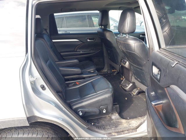 44541363 :رقم المزاد ، 5TDJZRFH5KS930987 vin ، 2019 Toyota Highlander Xle مزاد بيع