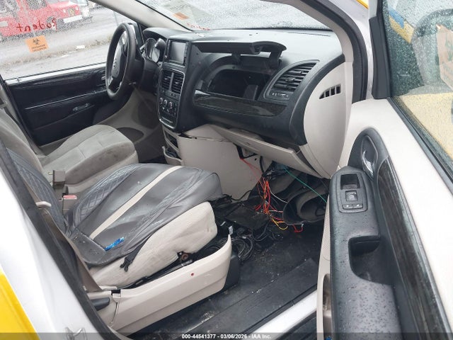 2C4RDGBG6HR758781 Dodge Grand Caravan Se