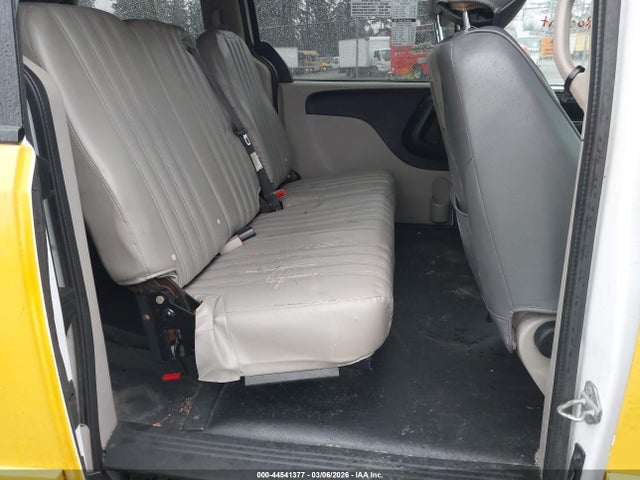 2C4RDGBG6HR758781 Dodge Grand Caravan Se