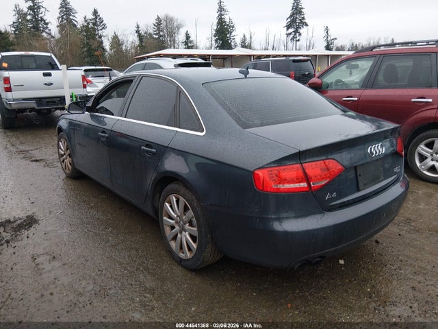 2010 AUDI A4 WAUFFAFL0AN043819 Photo 2