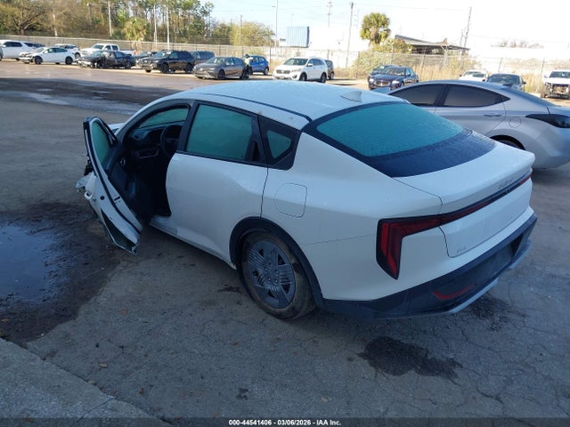 44541406 :رقم المزاد ، 3KPFT4DE4SE239513 vin ، 2025 Kia K4 Lx مزاد بيع