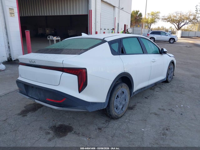 44541406 :رقم المزاد ، 3KPFT4DE4SE239513 vin ، 2025 Kia K4 Lx مزاد بيع