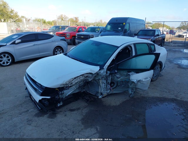 44541406 :رقم المزاد ، 3KPFT4DE4SE239513 vin ، 2025 Kia K4 Lx مزاد بيع