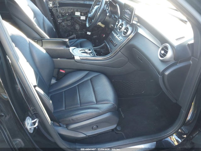 WDC0G4KB2JV102173 Mercedes-Benz Glc 300 4matic