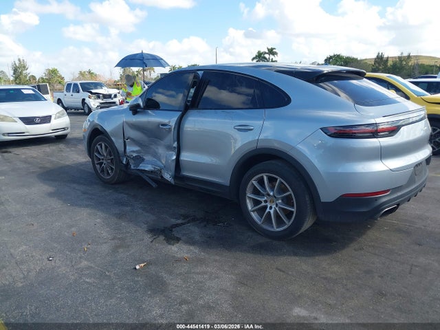 2021 PORSCHE CAYENNE COUPE WP1BA2AY7MDA43088 Photo 2