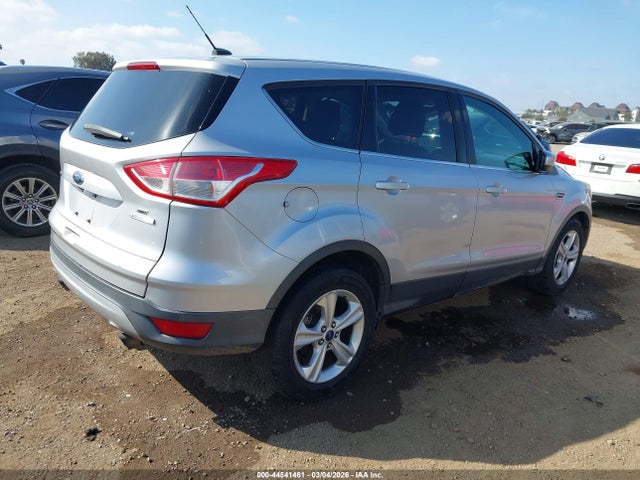 1FMCU0GX5FUB32771 Ford ESCAPE SE