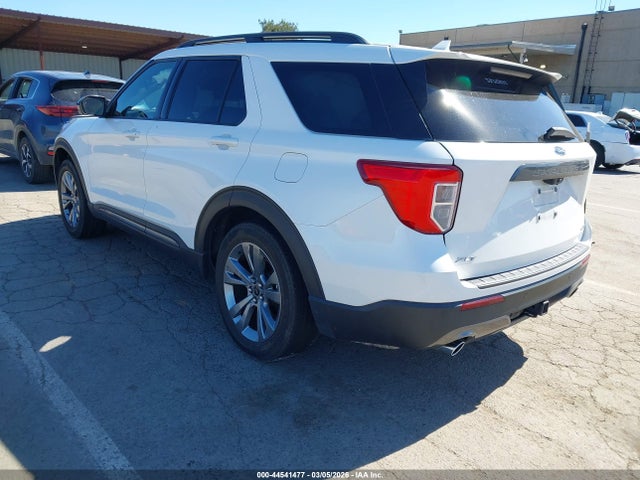 2022 FORD EXPLORER 1FMSK8DH3NGA46563 Photo 2
