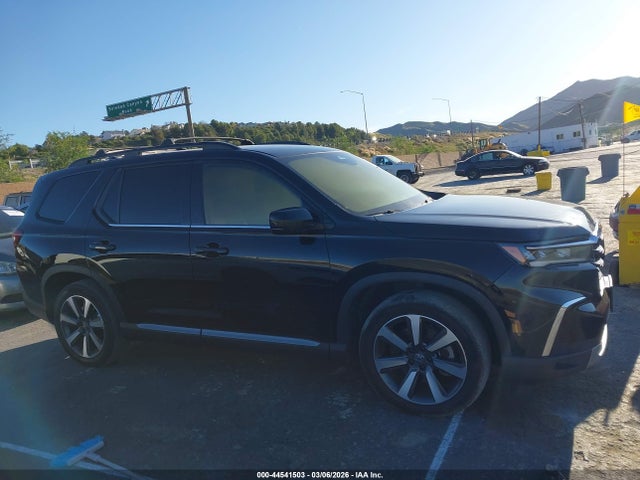 Honda Pilot Touring 2025 5FNYG2H73SB001319 Image 13