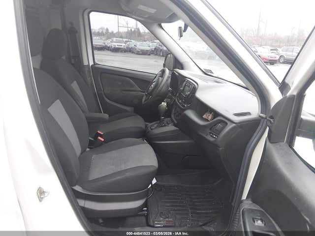 2019 RAM PROMASTER CITY ZFBHRFAB4K6L91300 Photo 4