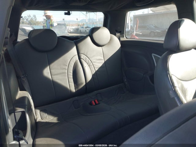 2006 MINI COOPER S WMWRE33576TL22818 Photo 7