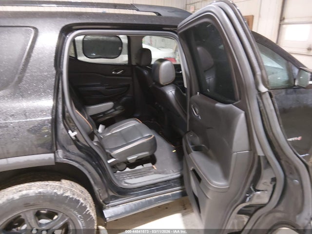 44541573 :رقم المزاد ، 1GKKNLLS0MZ222536 vin ، 2021 Gmc Acadia Awd At4 مزاد بيع