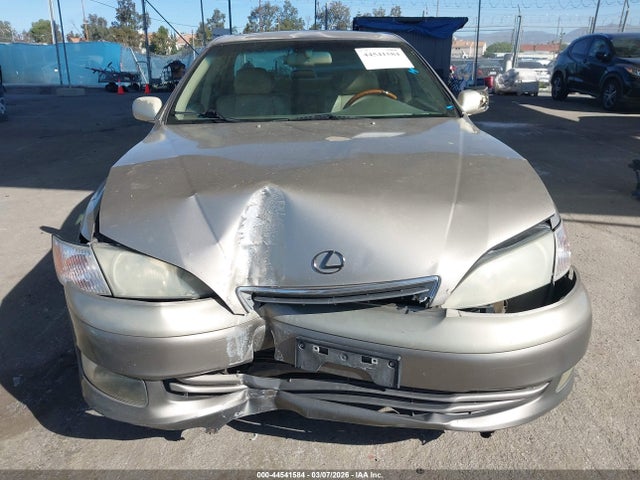 44541584 :رقم المزاد ، JT8BF28GXY5091411 vin ، 2000 Lexus Es 300 مزاد بيع