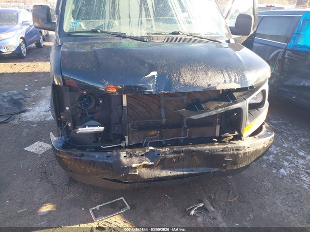 2017 GMC SAVANA 2500 1GTW7AFF3H1111106 Photo 5