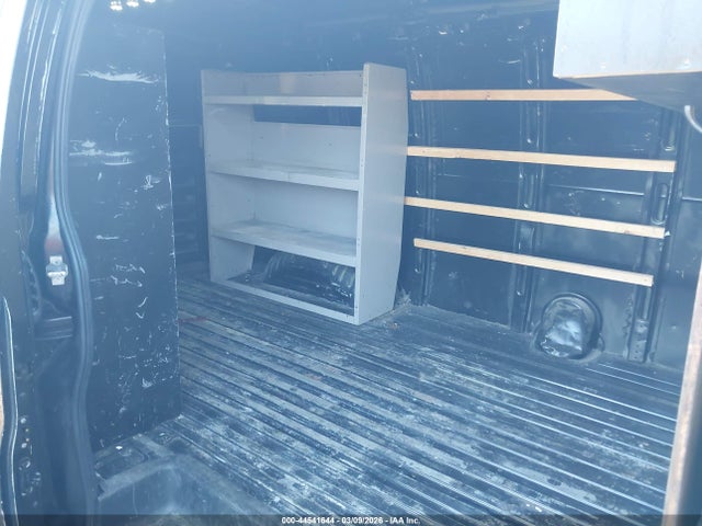 2017 GMC SAVANA 2500 1GTW7AFF3H1111106 Photo 7