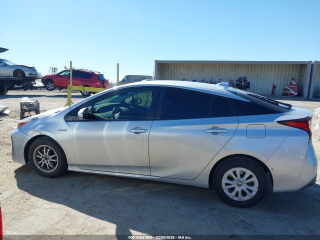 Toyota Prius Le 2019 JTDKARFUXK3077660 Image 14