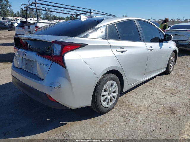 Toyota Prius Le 2019 JTDKARFUXK3077660 Image 4