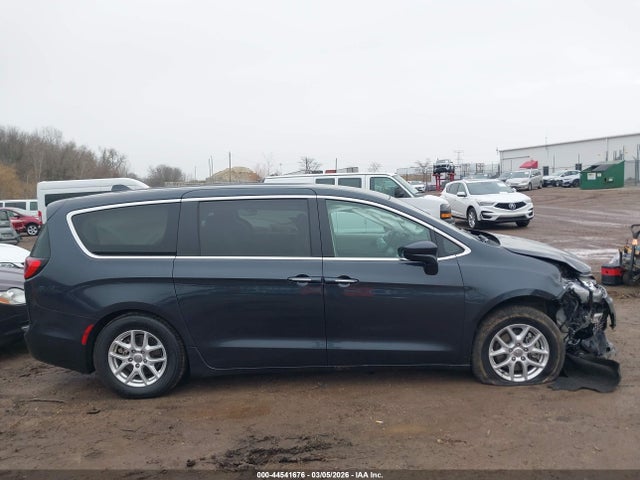 Продаж на аукціоні авто 2020 Chrysler Pacifica Touring, vin: 2C4RC1FG1LR211727, номер лоту: 44541676