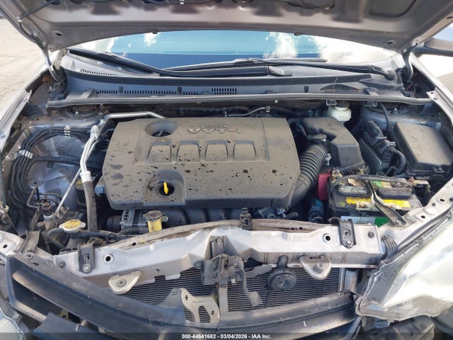 Toyota Corolla Le Plus 2014 5YFBURHE2EP100860 Image 10