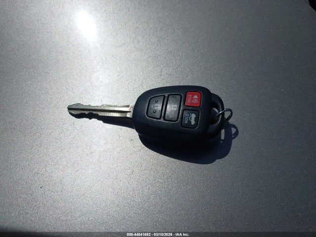 Toyota Corolla Le Plus 2014 5YFBURHE2EP100860 Image 17