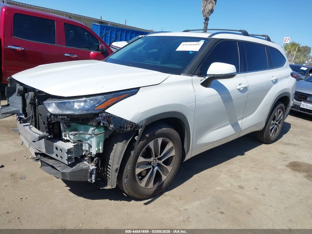 5TDGZRAH1LS513188 Toyota Highlander Xle