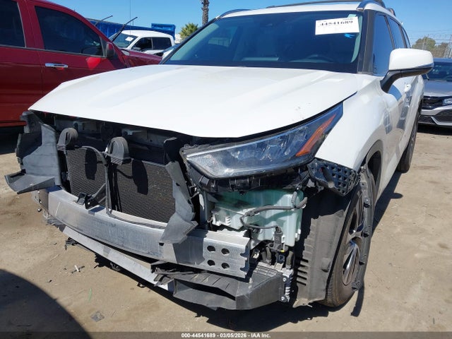 5TDGZRAH1LS513188 Toyota Highlander Xle