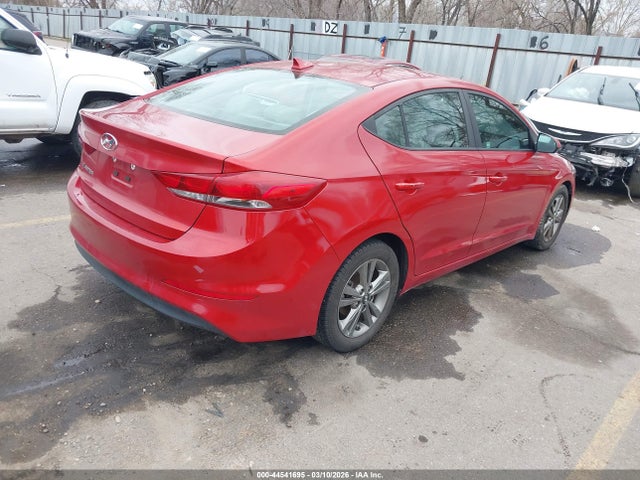 5NPD84LF3JH213689 Hyundai ELANTRA SEL