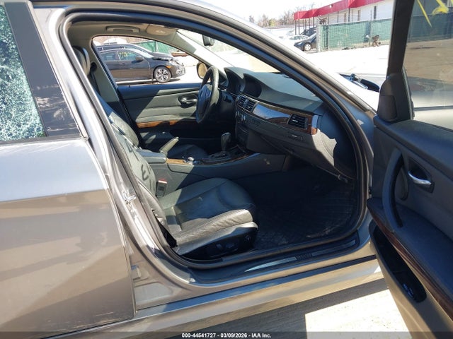 2009 Bmw 328i Xdrive მანქანა იყიდება აუქციონზე, vin: WBAPK73589A453960, აუქციონის ნომერი: 44541727