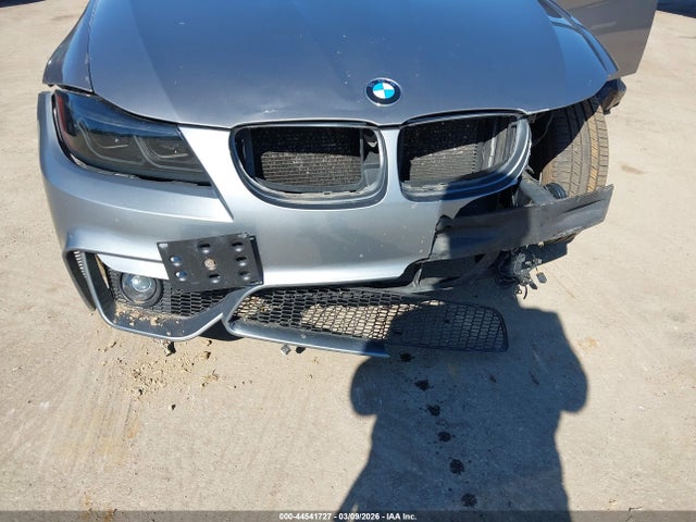 2009 Bmw 328i Xdrive მანქანა იყიდება აუქციონზე, vin: WBAPK73589A453960, აუქციონის ნომერი: 44541727
