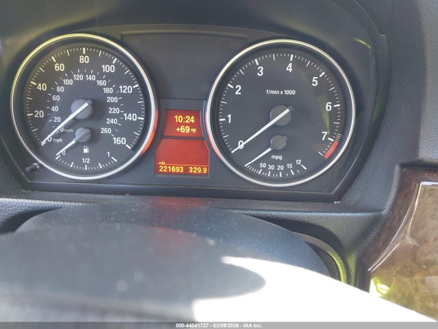 2009 Bmw 328i Xdrive მანქანა იყიდება აუქციონზე, vin: WBAPK73589A453960, აუქციონის ნომერი: 44541727