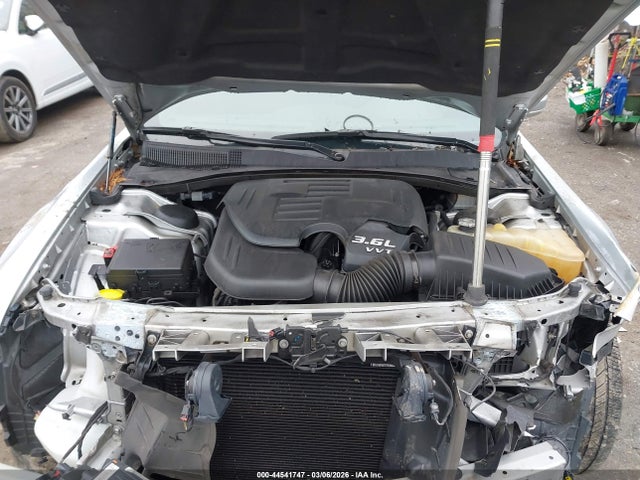 2021 Chrysler 300 300s მანქანა იყიდება აუქციონზე, vin: 2C3CCABG8MH520246, აუქციონის ნომერი: 44541747