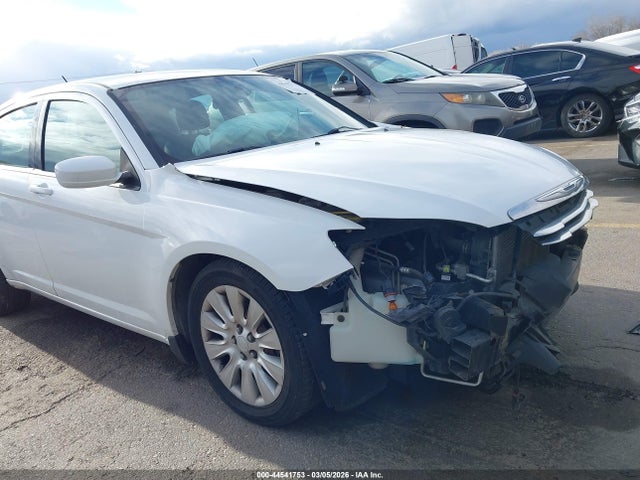 Продажа на аукционе авто 2012 Chrysler 200 Lx, vin: 1C3CCBAB9CN296079, номер лота: 44541753