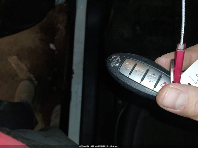 44541827 :رقم المزاد ، 3N1CP5CV7LL578104 vin ، 2020 Nissan Kicks Sv Xtronic Cvt مزاد بيع