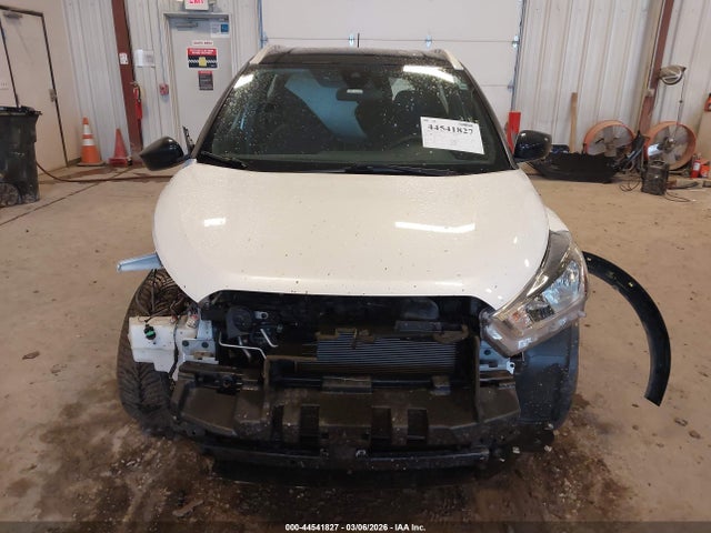 44541827 :رقم المزاد ، 3N1CP5CV7LL578104 vin ، 2020 Nissan Kicks Sv Xtronic Cvt مزاد بيع
