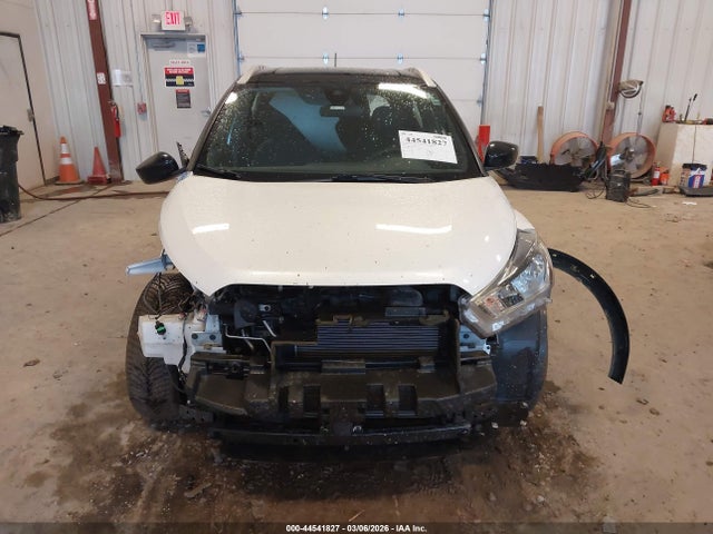 44541827 :رقم المزاد ، 3N1CP5CV7LL578104 vin ، 2020 Nissan Kicks Sv Xtronic Cvt مزاد بيع