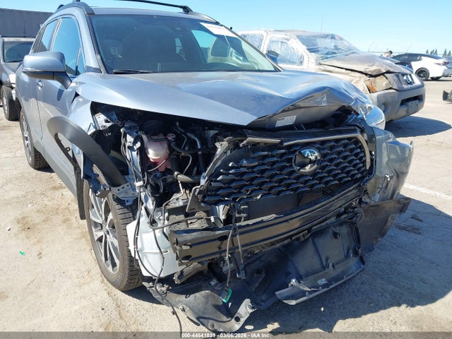 Toyota Corolla Cross Xle 2022 7MUDAABG1NV038524 Image 6