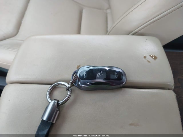 Tesla Model S 60d/70d/75d/85d/90d 2016 5YJSA1E26GF169909 Image 11