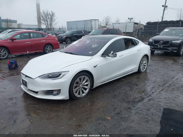 Tesla Model S 60d/70d/75d/85d/90d 2016 5YJSA1E26GF169909 Image 2