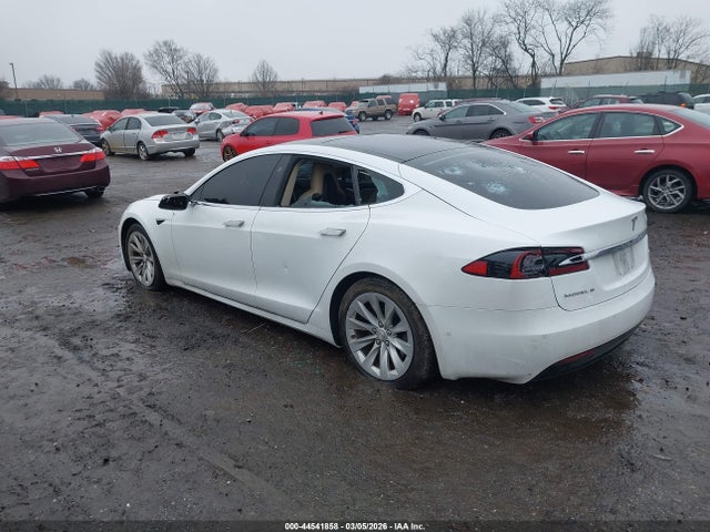 Tesla Model S 60d/70d/75d/85d/90d 2016 5YJSA1E26GF169909 Image 3