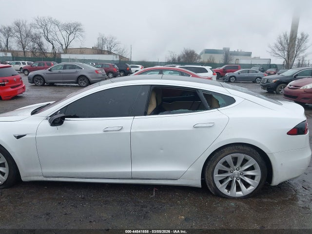 Tesla Model S 60d/70d/75d/85d/90d 2016 5YJSA1E26GF169909 Image 6