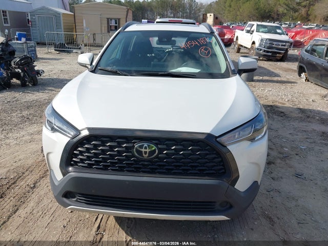 Toyota Corolla Cross Le 2022 7MUBAAAGXNV004848 Image 13