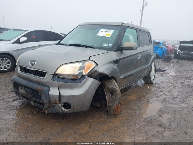 2010 KIA SOUL KNDJT2A21A7109244 Photo 1