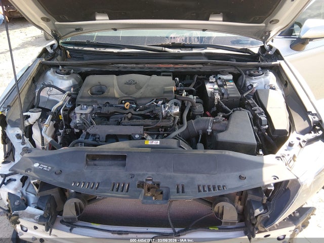 4T1G11BK5NU053983 Toyota Camry Se Awd