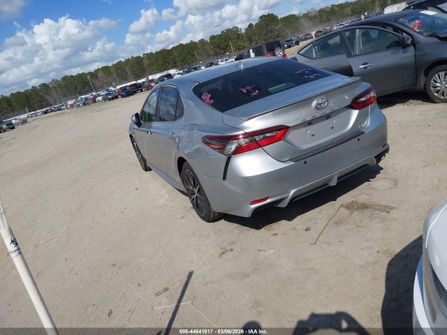 4T1G11BK5NU053983 Toyota Camry Se Awd