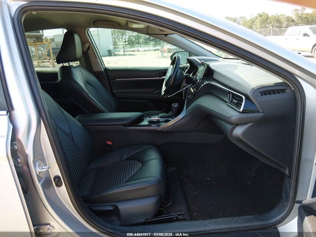 4T1G11BK5NU053983 Toyota Camry Se Awd