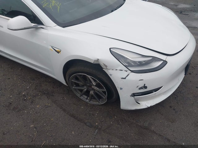 2019 TESLA MODEL 3 5YJ3E1EA9KF310531 Photo 5