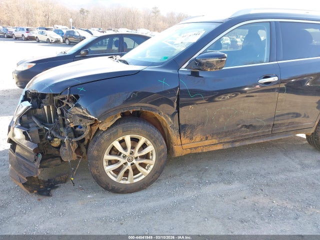 Продаж на аукціоні авто 2018 Nissan Rogue Sv, vin: KNMAT2MV2JP592698, номер лоту: 44541949