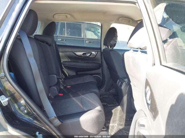 Продаж на аукціоні авто 2018 Nissan Rogue Sv, vin: KNMAT2MV2JP592698, номер лоту: 44541949