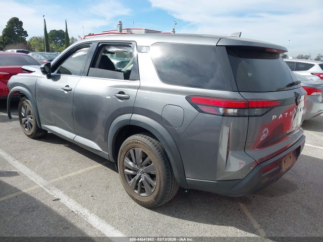 5N1DR3AC6NC215465 Nissan Pathfinder S 4wd
